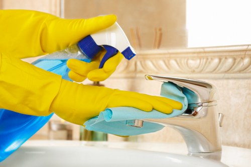 Bathroom move out cleaning in a Brompton flat with detailed finishing